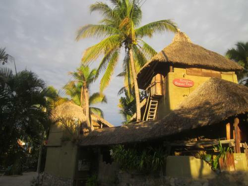 Hostal Castillo Oasis