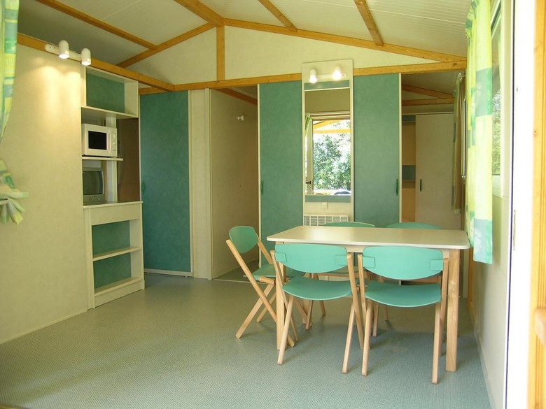 Camping L�amuravela
