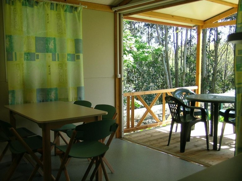 Camping L�amuravela