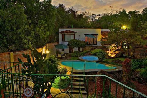 La Casa Del Pirul - Boutique Villas Xichu