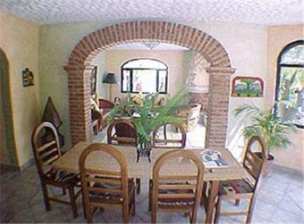 La Casa Del Pirul - Boutique Villas Xichu