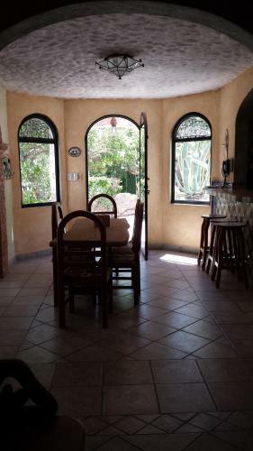 La Casa Del Pirul - Boutique Villas Xichu