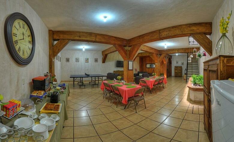 Hotel La Casa Del Laurel