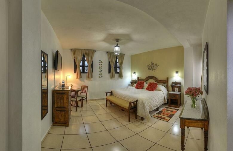 Hotel La Casa Del Laurel