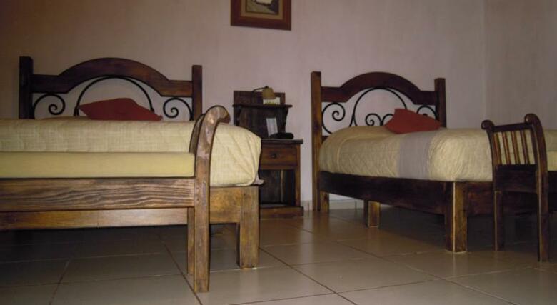 Hotel La Casa Del Laurel