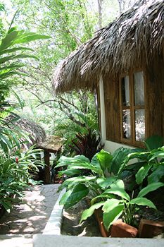 Hotel Caba�as Biuzaa
