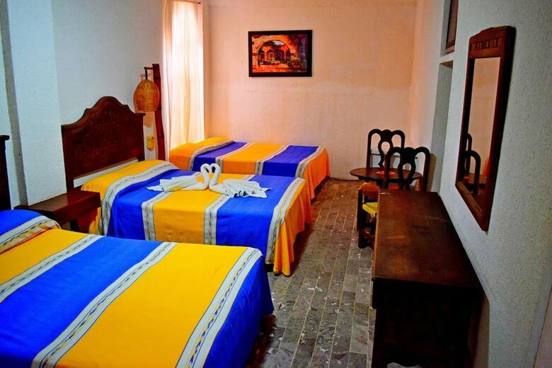 Hotel Corona Zihua