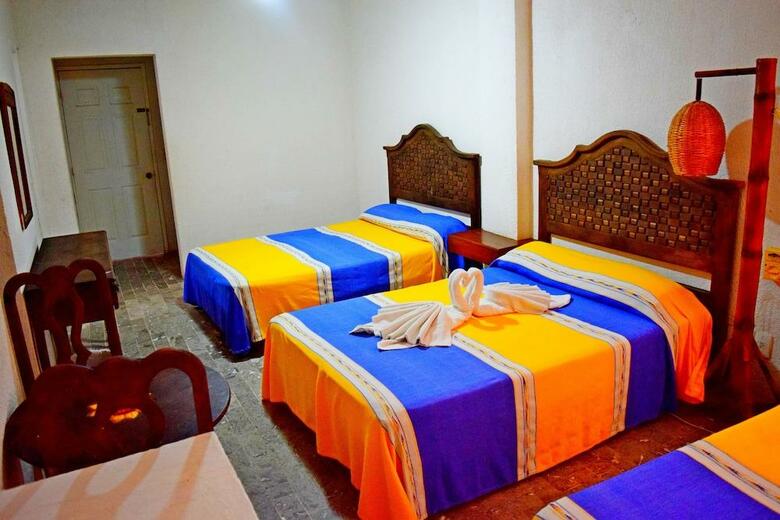 Hotel Corona Zihua