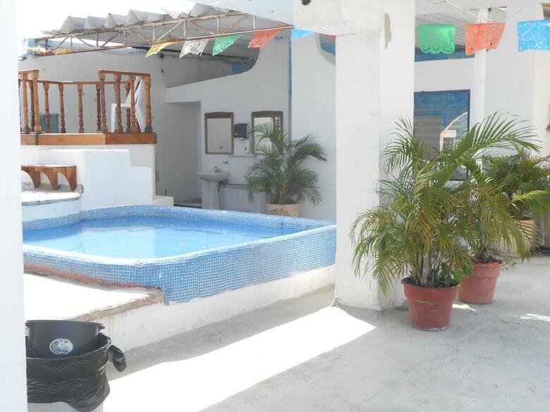 Hotel Corona Zihua