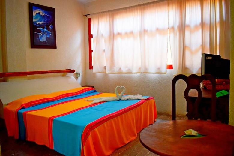 Hotel Corona Zihua