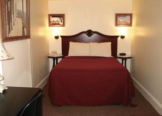 Hostal Oasis Guest House