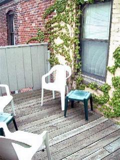 Hostal Oasis Guest House