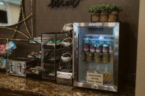 Hotel Expressway Suites Of Bismarck