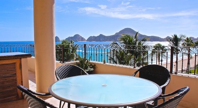 Medano Beach Villas