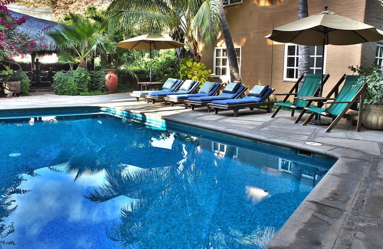 The Bungalows Hotel