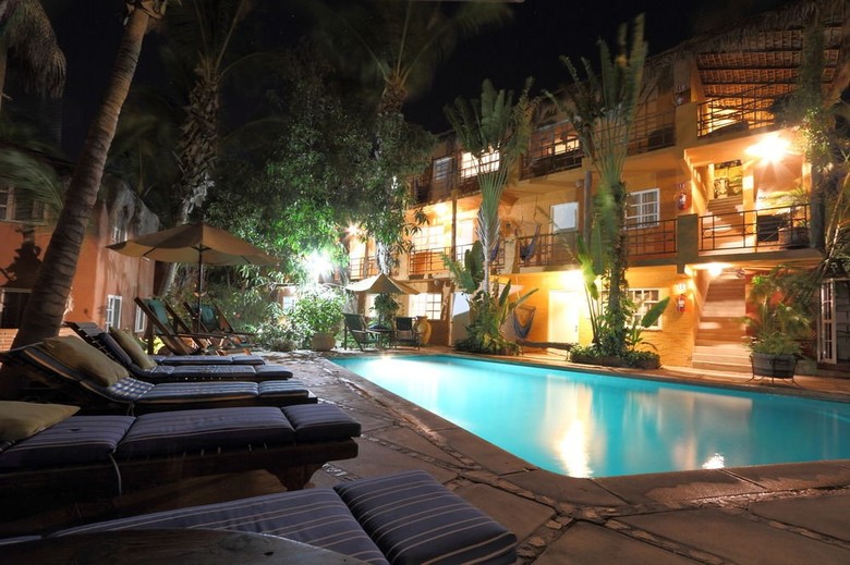 The Bungalows Hotel