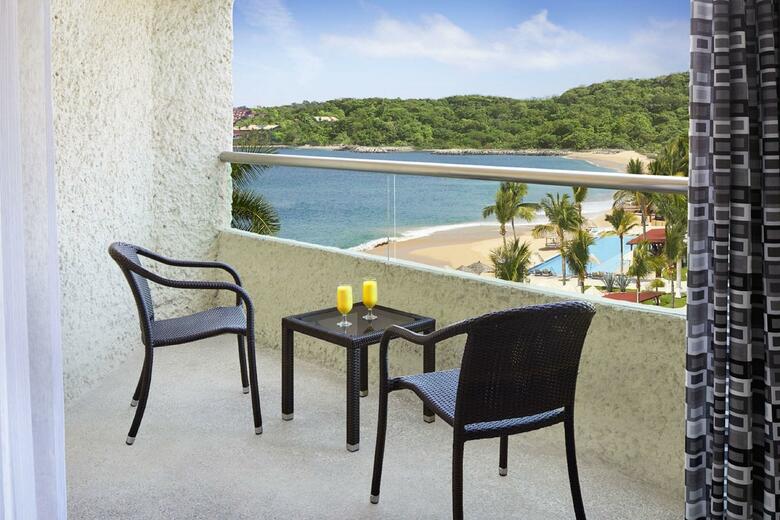 Hotel Dreams Huatulco Resort & Spa