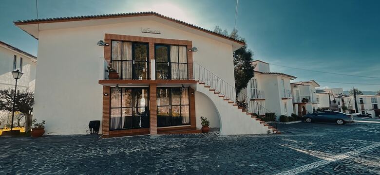 Hotel Villas De La Monta�a