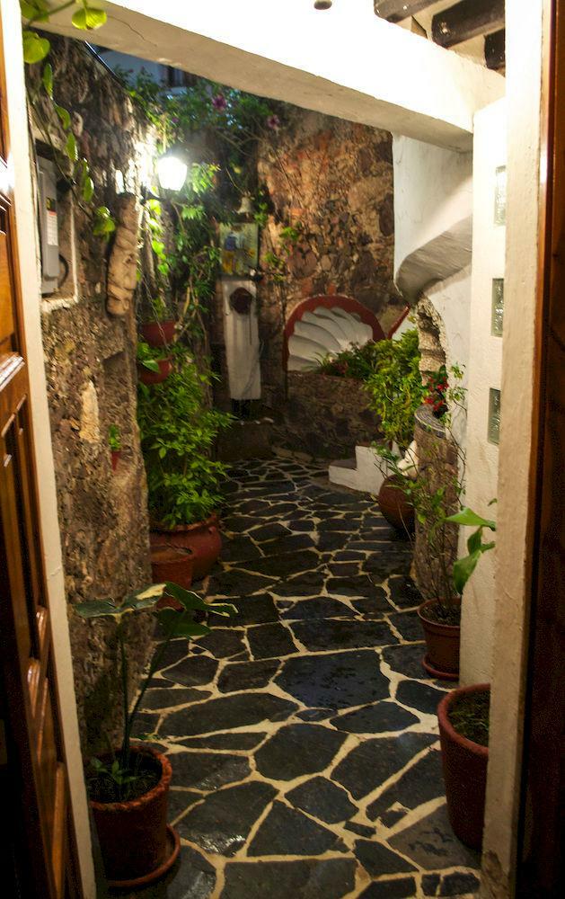 Hotel Mi Casita