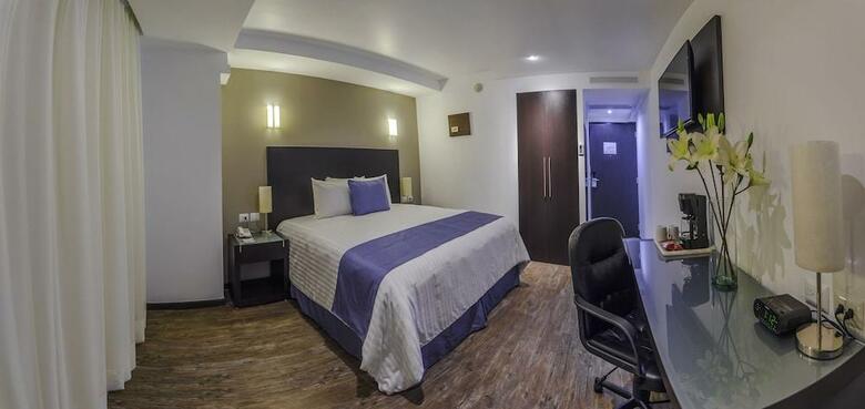 Hotel Zenith