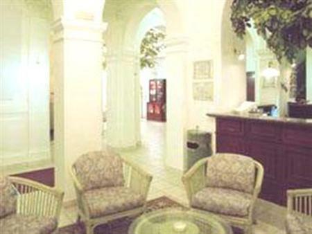 Hotel Julian