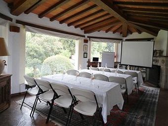 Casa Bugambilia, Un Peque�o Hotel En Tepoztl�n