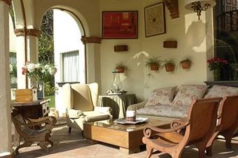 Casa Bugambilia, Un Peque�o Hotel En Tepoztl�n
