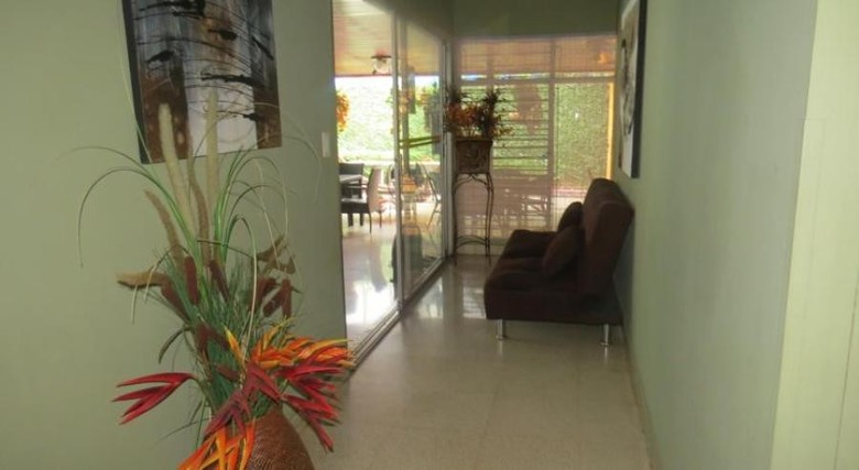 Hostal Cocos Inn
