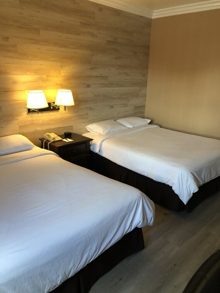 Garden Suite Hotel And Resort