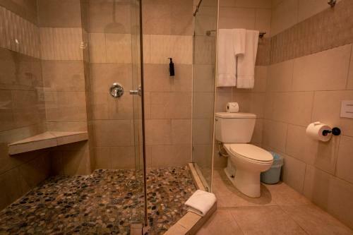Tropical Suites Hotel