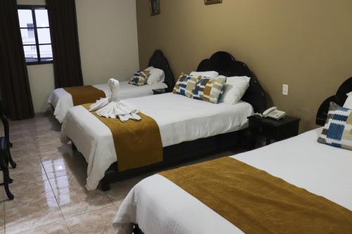 Hotel Puerta Del Sol