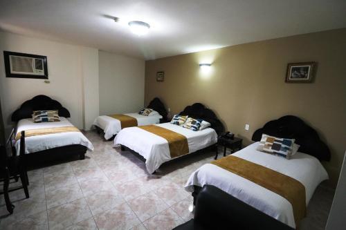 Hotel Puerta Del Sol