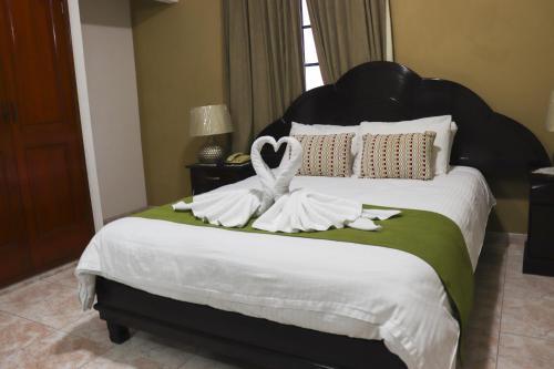 Hotel Puerta Del Sol