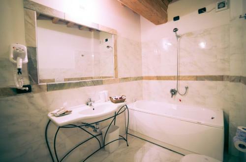 Hotel Abetone E Piramidi Resort