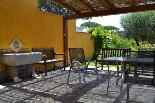 Hostal Sinequaroma