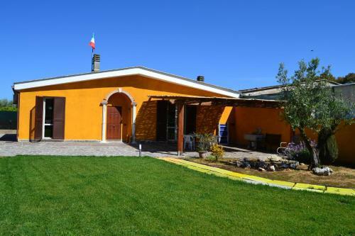 Hostal Sinequaroma