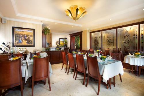 Toscana Inn Hotel