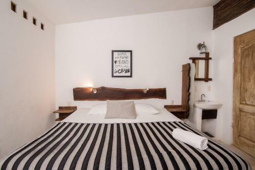 Hotel & Hostel El Punto
