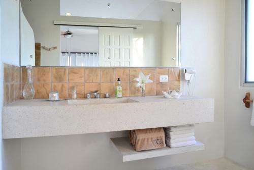 Aparthotel Villas Geminis Condohotel