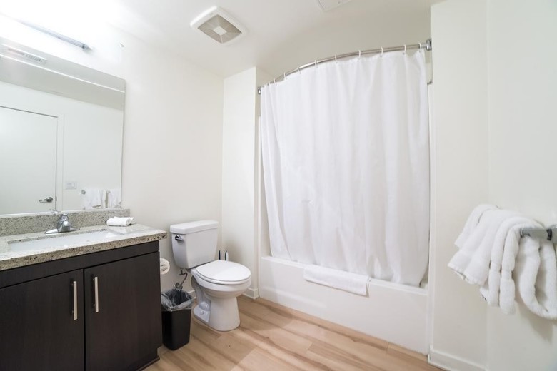 Wilshire Getaway Apartment
