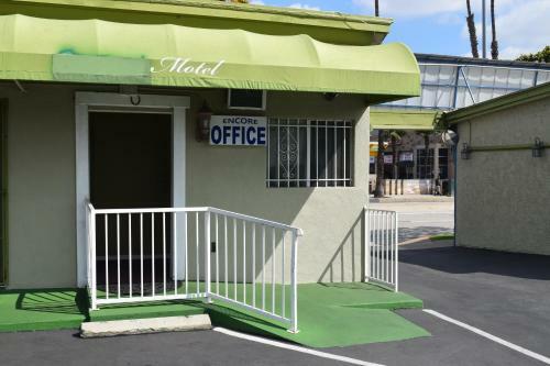 Encore Motel