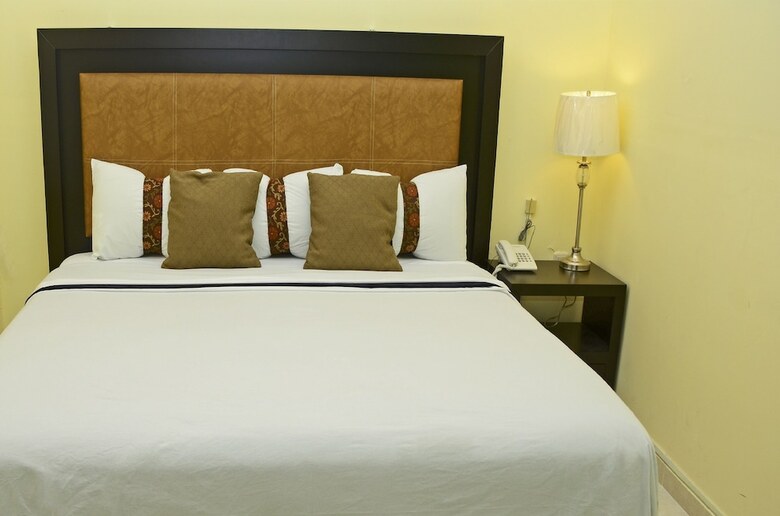 Hotel Esmeraldas
