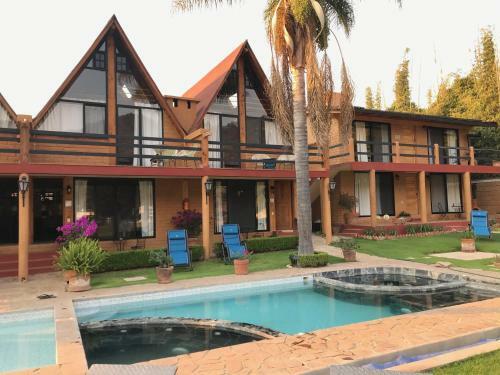 Lodge Caba�as Salamandras Del Lago