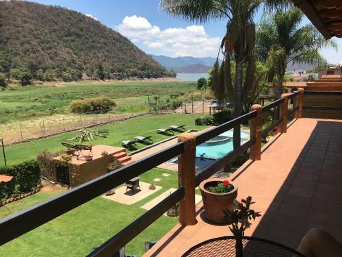 Lodge Caba�as Salamandras Del Lago
