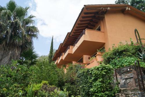 Hotel Villas Paraiso