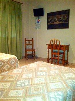 Hostal Le�n
