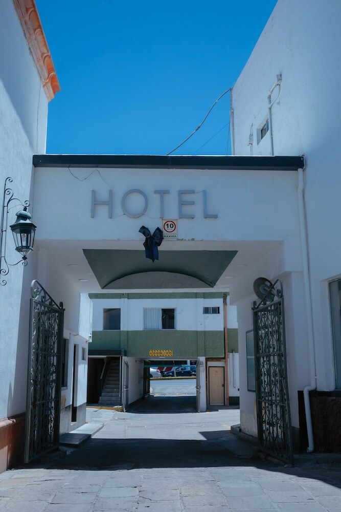 Hotel Motel Zacatecas Courts