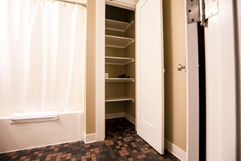 Hollywood Sunshine Apartment