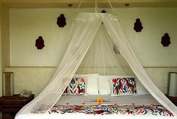 Hotel Aura Del Mar