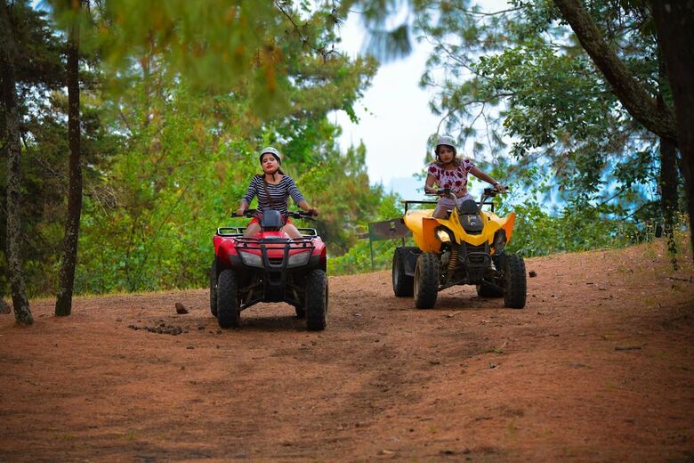 Hotel Zirahuen Forest And Resort